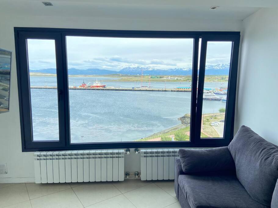 Entire In The Center, Floor With View Of The Beagle Apartment