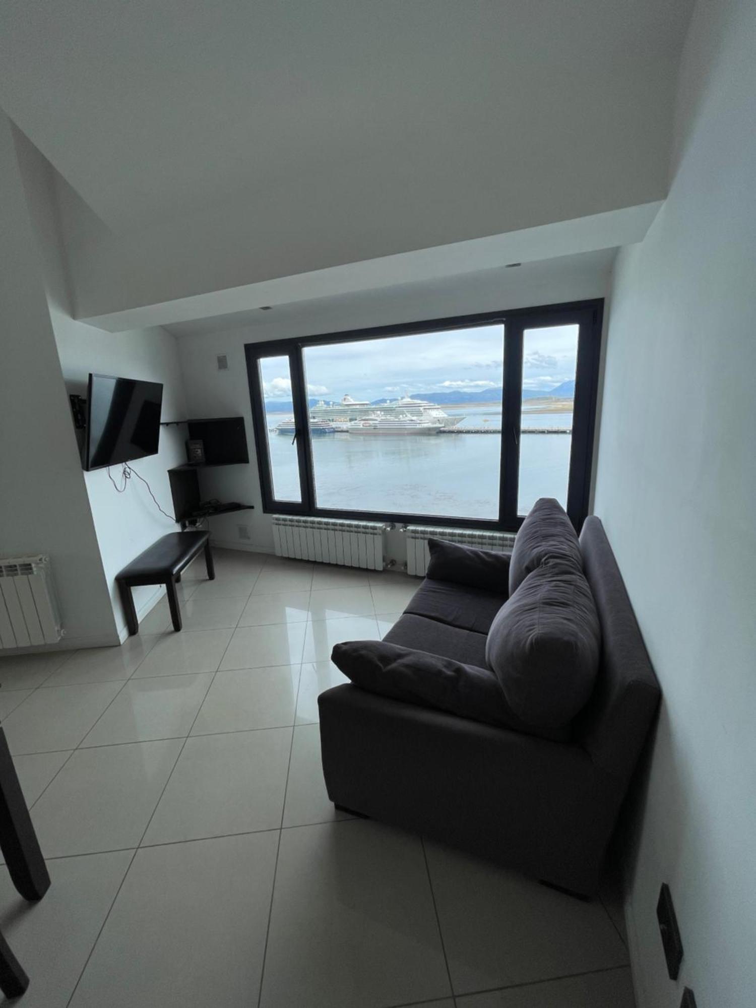 Entire In The Center, Floor With View Of The Beagle Apartment Ushuaia